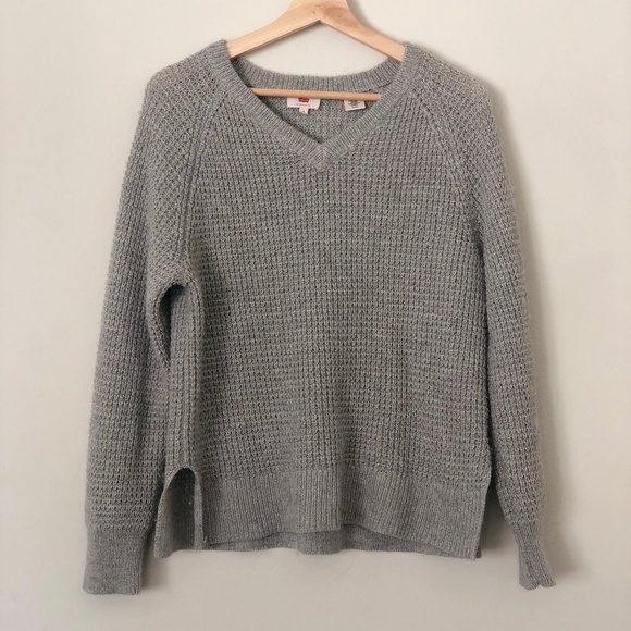 Levi's Sweaters - Levi’s • Gray Sweater